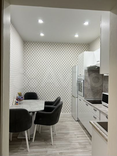 2-к. квартира, 43 м², 22/25 эт.