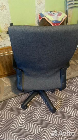 Компьютерное офисное кресло