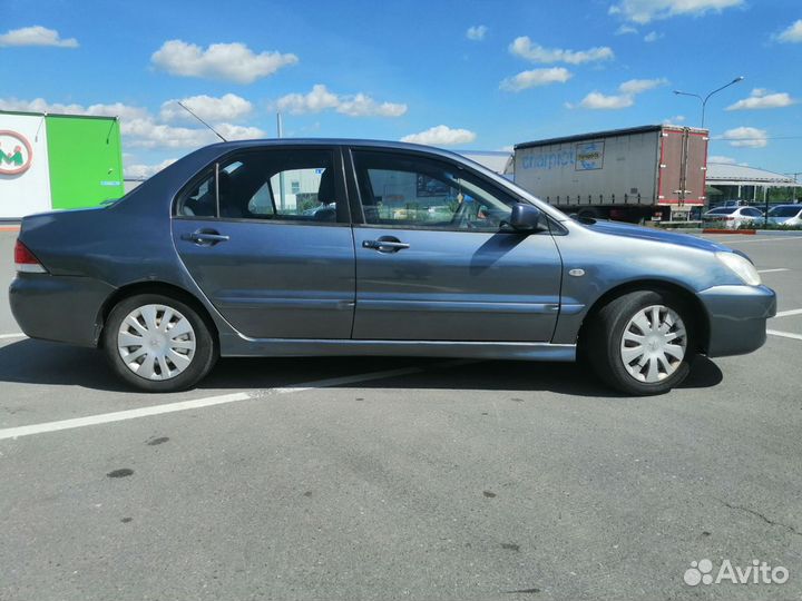 Mitsubishi Lancer 1.6 МТ, 2005, 288 500 км