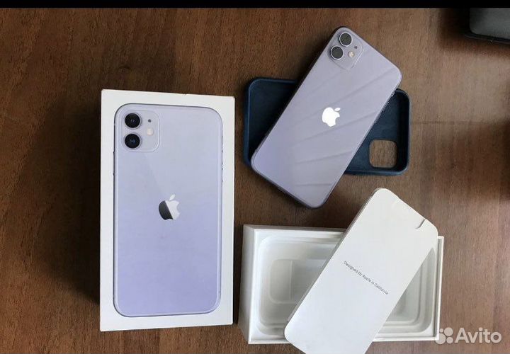 Телефон iPhone 11