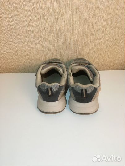Кроссовки для девочки Zara 23