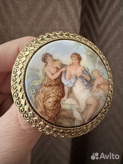 Винтажная брошь USA