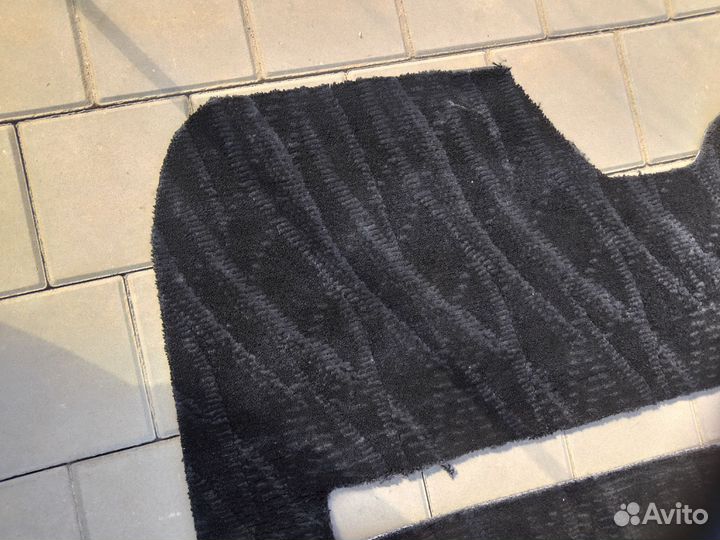 Ковры тойота Альфард 20,мерседес вито 2001