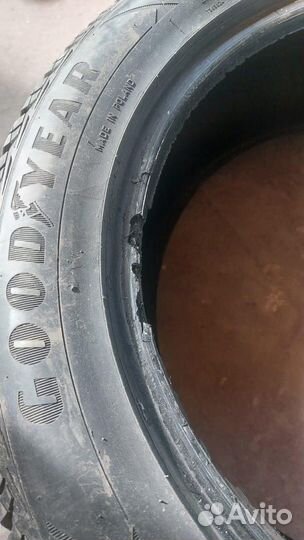 Goodyear UltraGrip Ice 2 235/55 R18 108T