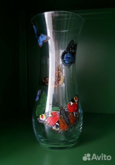 Ваза с росписью