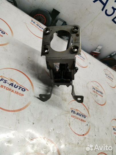 Педаль тормоза Hyundai Santa-Fe 2 2.2 дизель D4HB