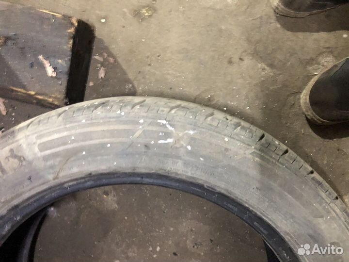 Continental ContiCrossContact LX2 215/50 R17