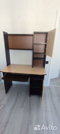 Школьный письменный стол бу