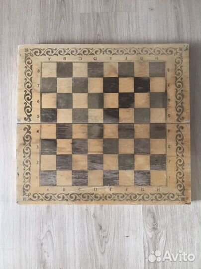 Доска для игры в шахматы, нарды, шашки