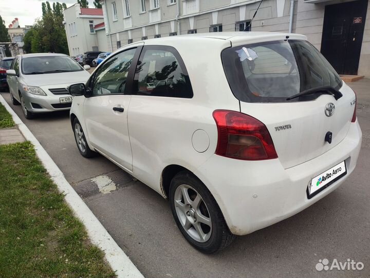 Toyota Yaris 1.0 МТ, 2007, 156 285 км