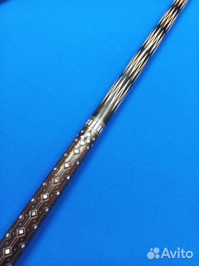 Бильярдный кий 