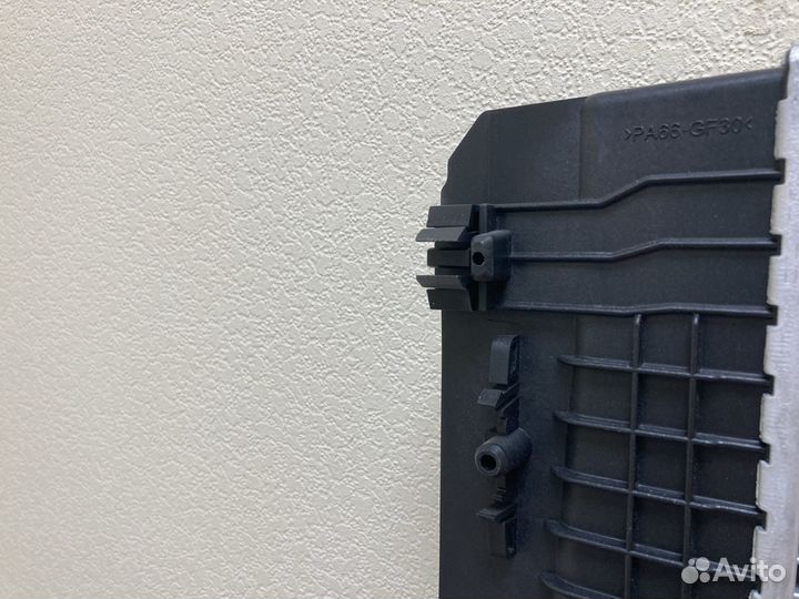 Радиатор охлаждения Мерседес Виано W639 03- АКПП