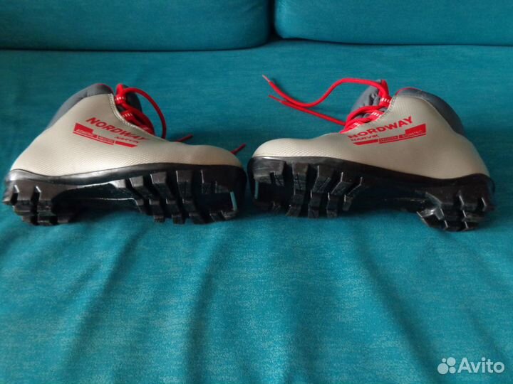 Лыжные ботинки для ребёнка