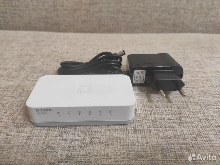 Коммутатор D-Link DES-1005A/E