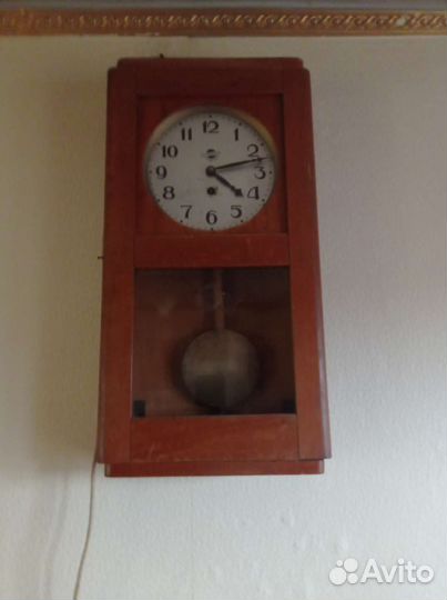 Часы стенни