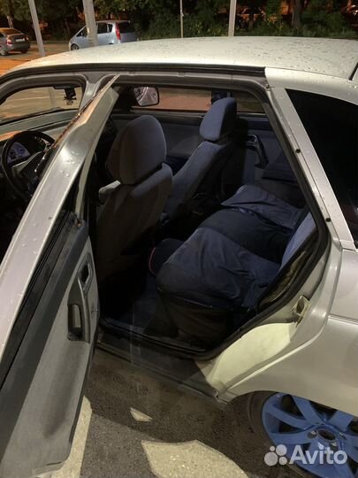 ВАЗ 2112 1.6 МТ, 2005, 260 000 км