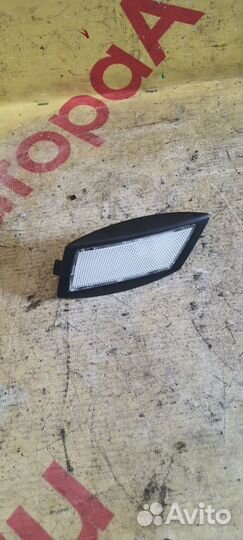 Плафон салона задний левый Mercedes-Benz C-Class