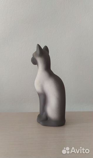 Статуэтка - Кошка