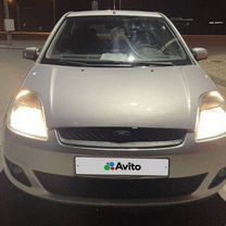 Ford Fiesta 1.4 MT, 2008, 279 000 км, с пробегом, цена 400 000 руб.