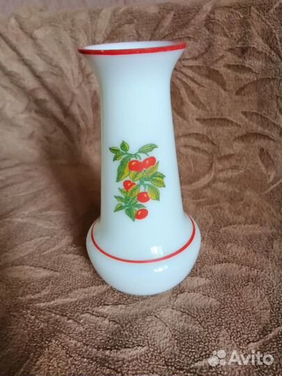 Вазочка СССР молочное стекло