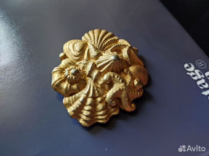 Ракушка брошь Agatha