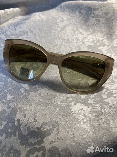 Новые солнцезащитные очки salvatore ferragamo