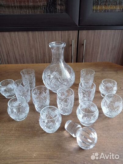 Графин хрустальный с рюмками