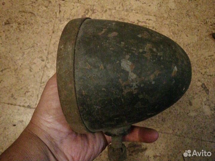 Подфарник от старого автомобиля