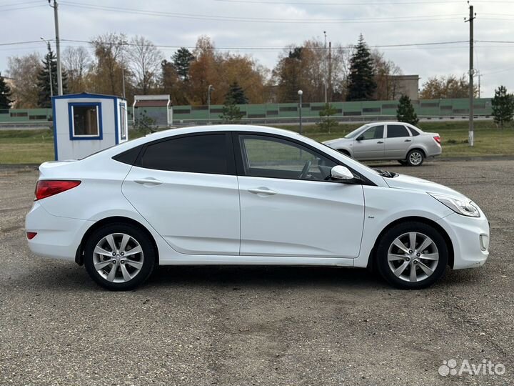 Hyundai Solaris 1.6 AT, 2013, 157 511 км