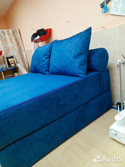 Бескаркасное кресло