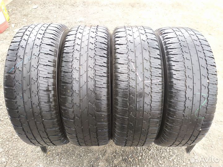 Bridgestone Dueler A/T 693 III 265/65 R17 112S