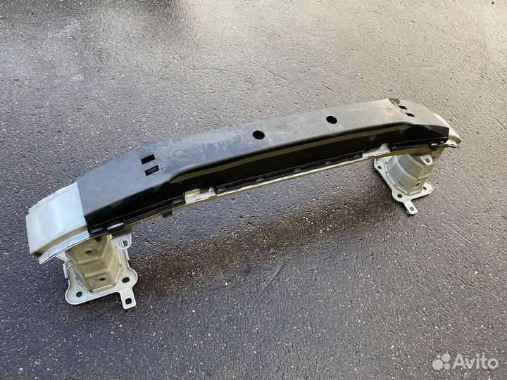 Усилитель бампера передний Volvo V50 MV43 MW