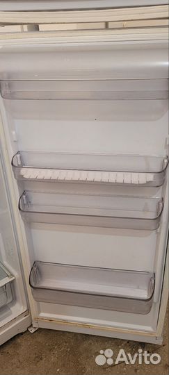 Холодильник 