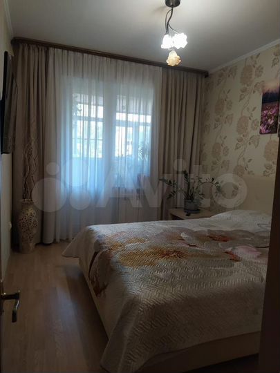 2-к. квартира, 50 м², 4/9 эт.