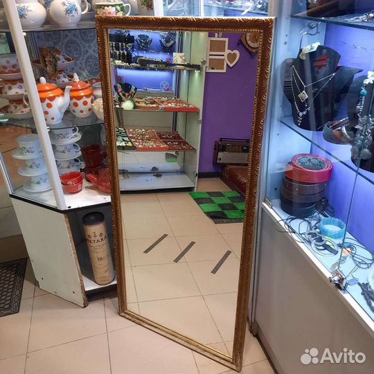 Зеркало В багете