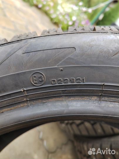 Pirelli Ice Zero 225/45 R17 94T