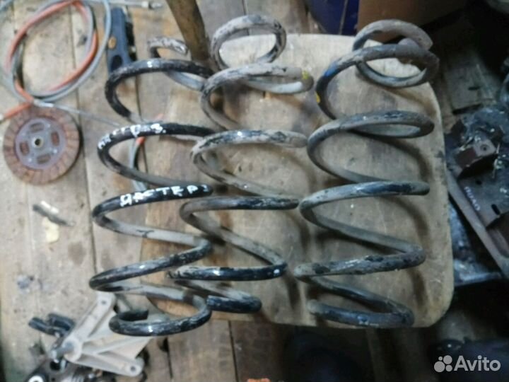 Пружины задние Рено Дастер