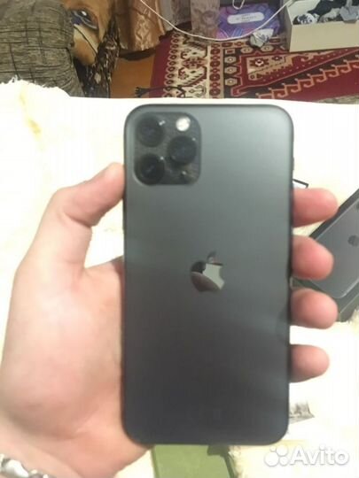 iPhone 11 Pro, 256 ГБ