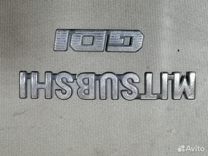 Эмблема на багажник Mitsubishi Galant 1997-2003