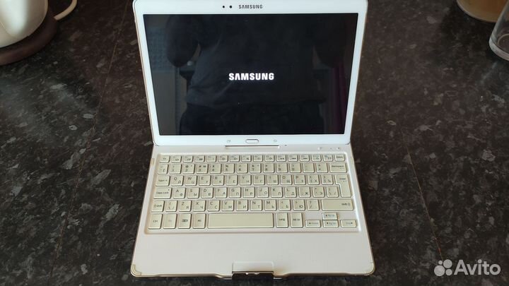 Планшет с клавиатурой Samsung Galaxy Tab S