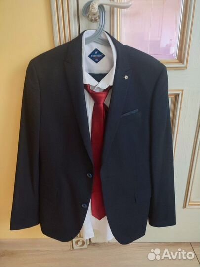 Свадебный костюм