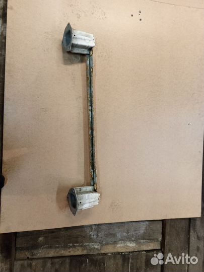 Усилитель заднего бампера