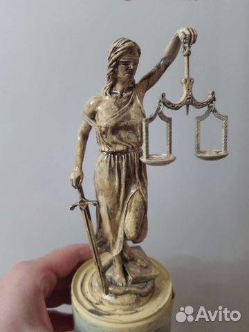 Статуэтка Фемида (Юстиция) богиня правосудия