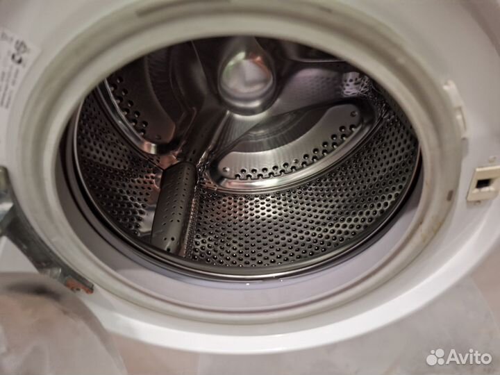 Стиральная машина автомат