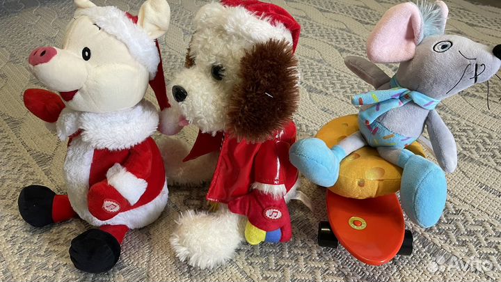 Мягкие музыкальные игрушки. Символы нового года