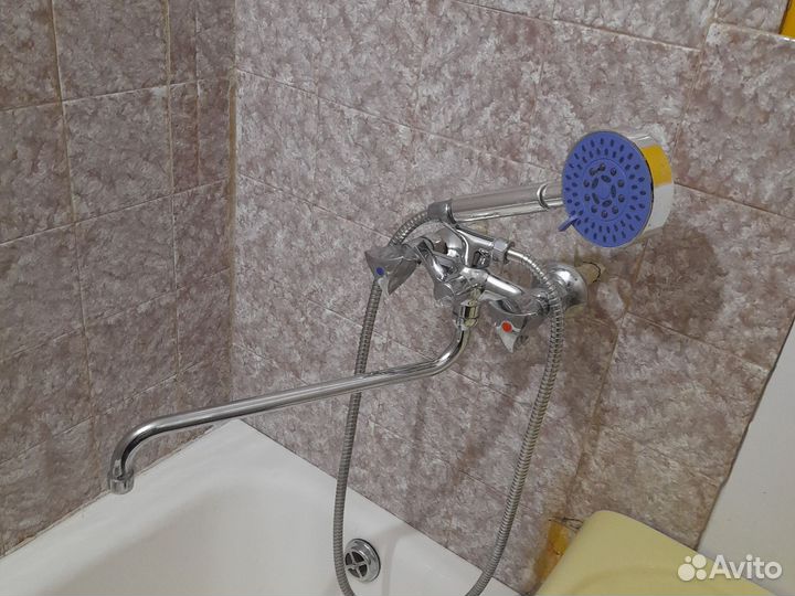 Смеситель для ванны с душем бу