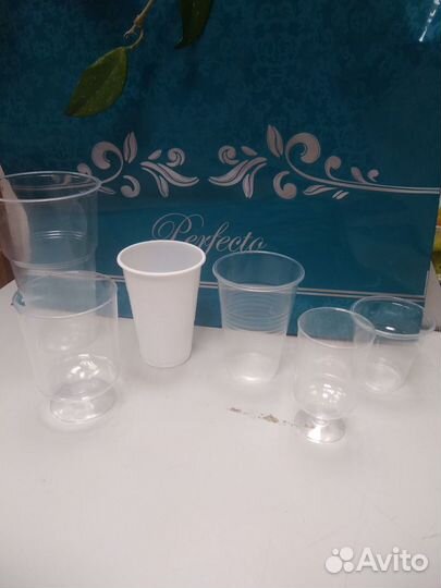 Пластиковая одноразовая посуда