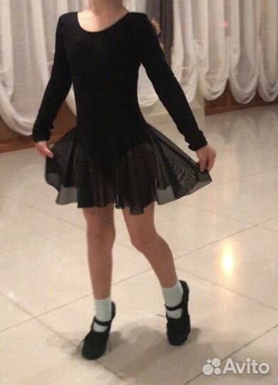 Купальники гимнастические. Чёрный и розовый