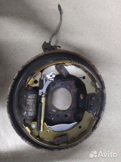 Цапфа задняя правая Kia Rio QB G4FA 2016