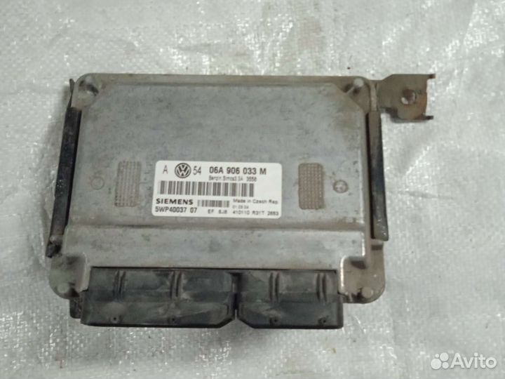 Эбу двигателя Volkswagen Golf 4